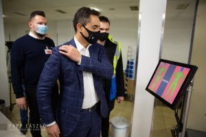 Új biztonsági kerítést és testszkennert kapott a Debreceni Nemzetközi Repülőtér
