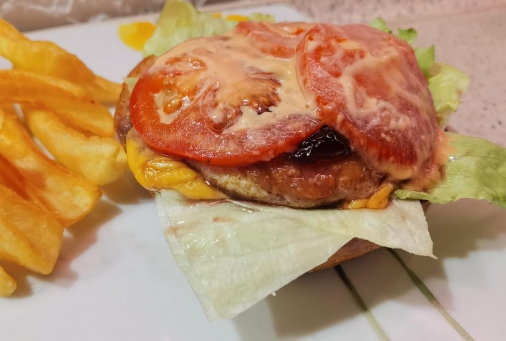Monkey Burger Fitt Camembert Burger