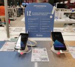 Használt iPhone és Samsung telefonokat árul az Auchan