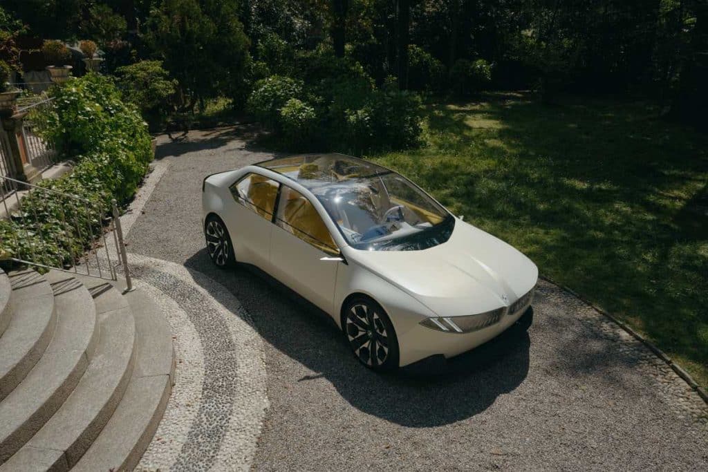 Ilyen a BMW Vision Neue Klasse - felkészül a debreceni gyártás