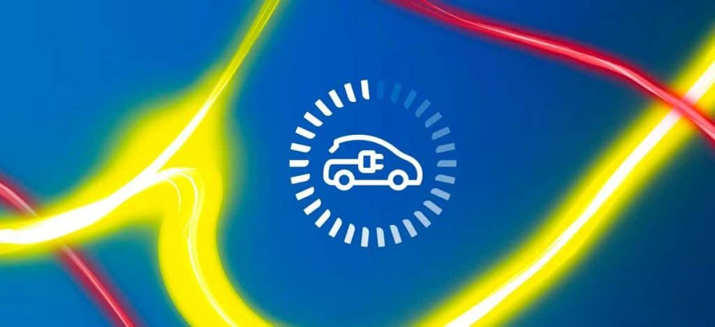 Fizetőssé váltak a Lidl villanyautós töltő